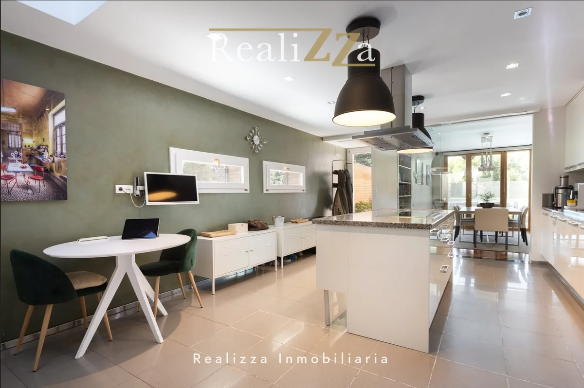 Chalet en esquina reformado 35