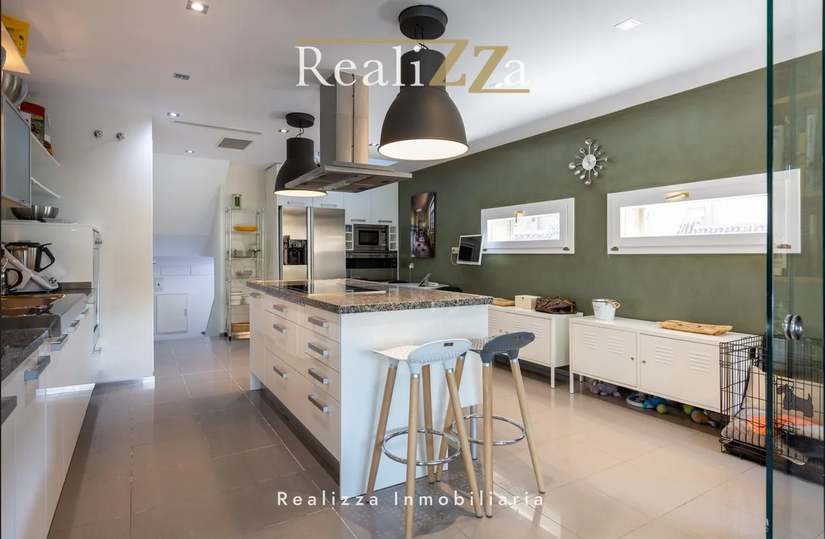 Chalet en esquina reformado 36