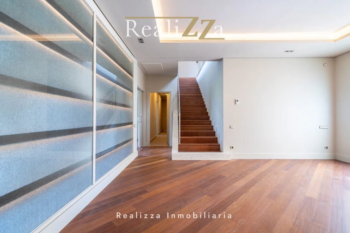 Chalet independiente con 2 plantas 5