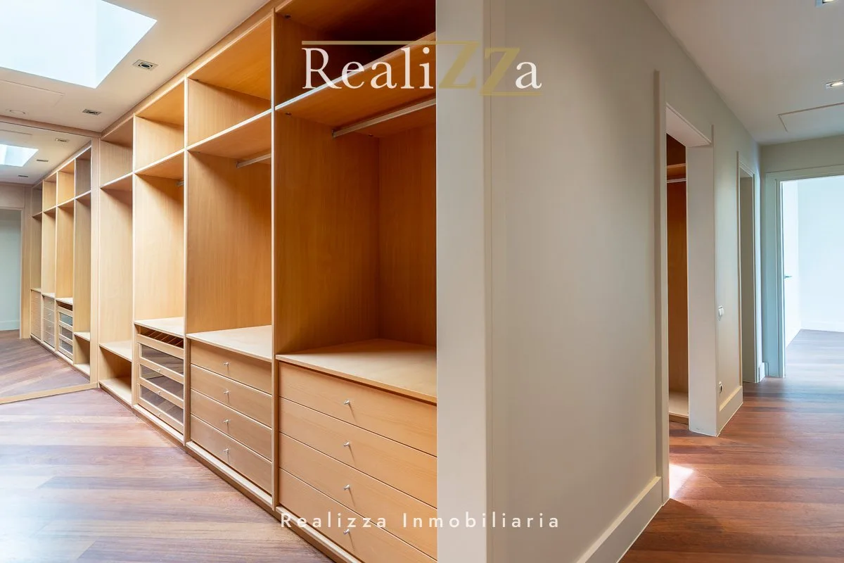 Chalet independiente con 2 plantas 17