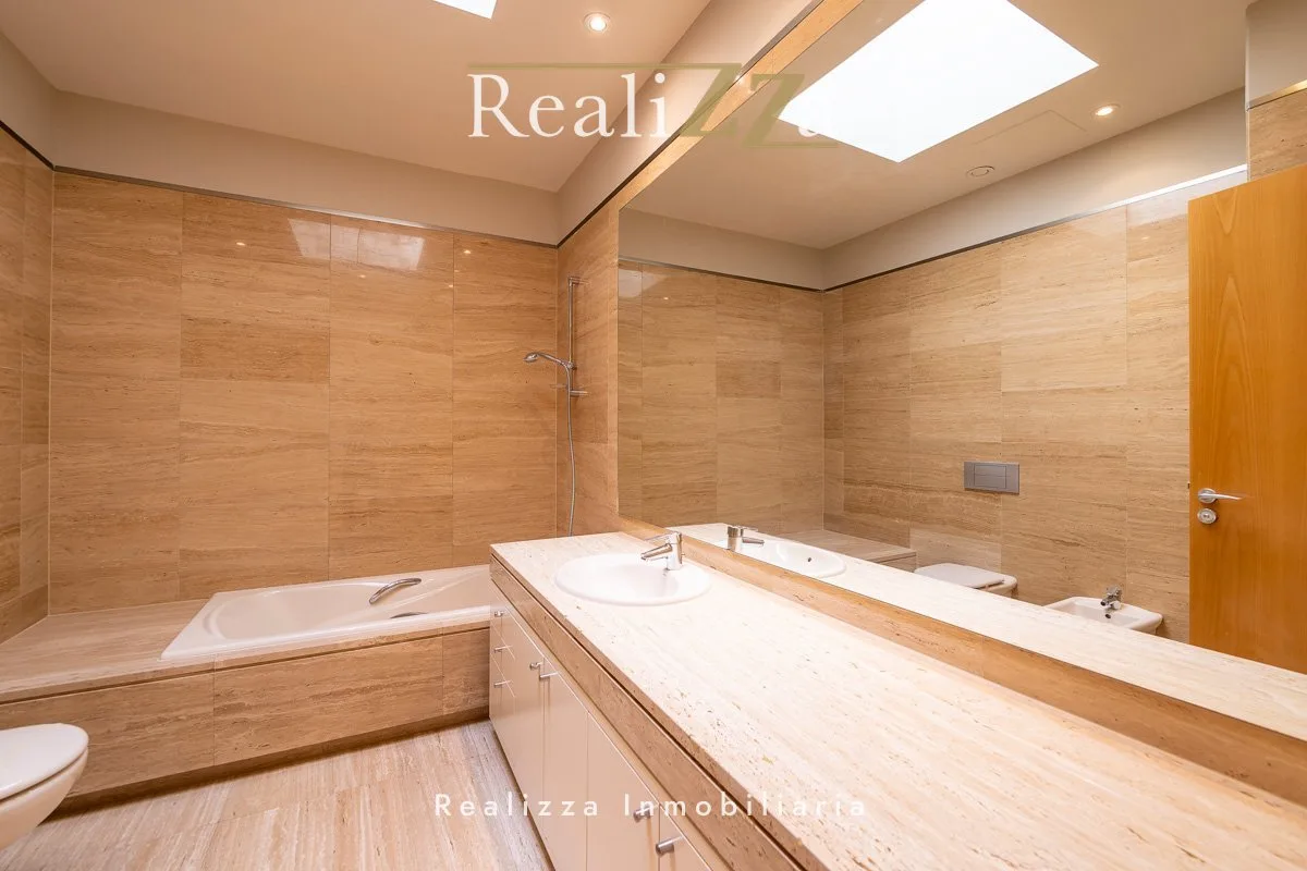 Chalet independiente con 2 plantas 30