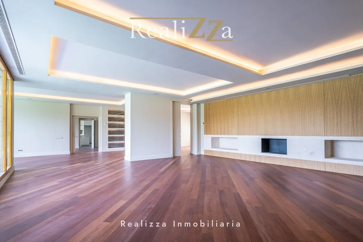 Chalet independiente con 2 plantas 2