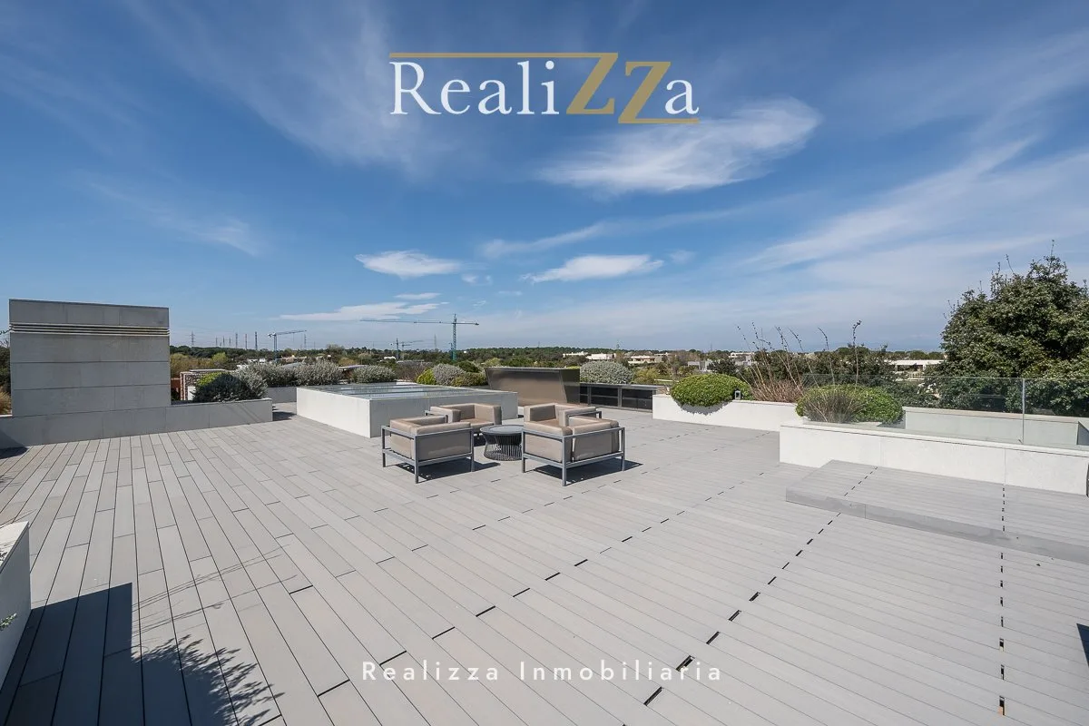 Chalet personalizado con piscina interior 38