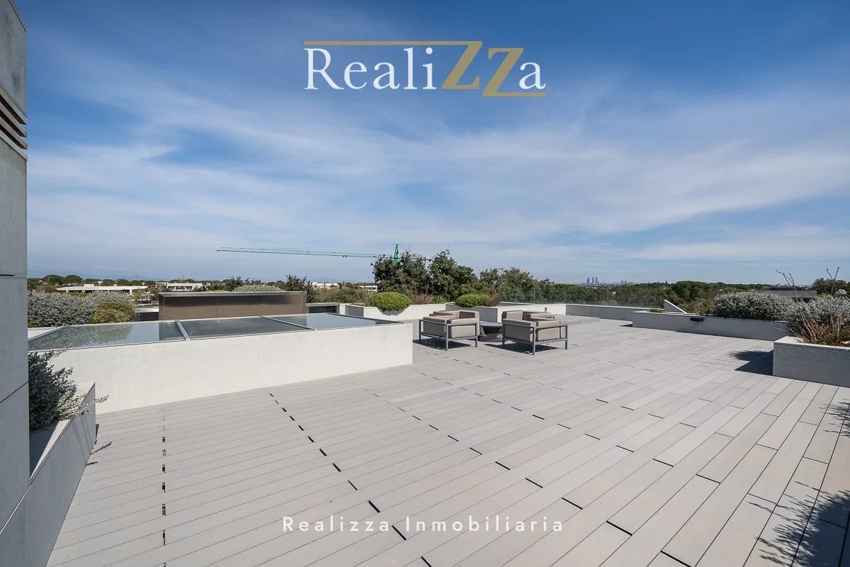 Chalet personalizado con piscina interior 85