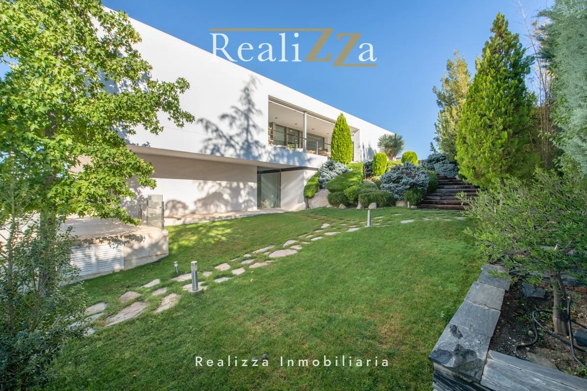 Chalet independiente en el Club de Golf de las Rozas 35