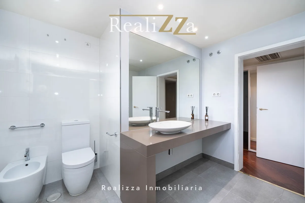 Atico con piscina en alquiler 15