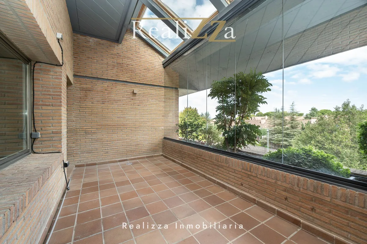 Atico con piscina en alquiler 22