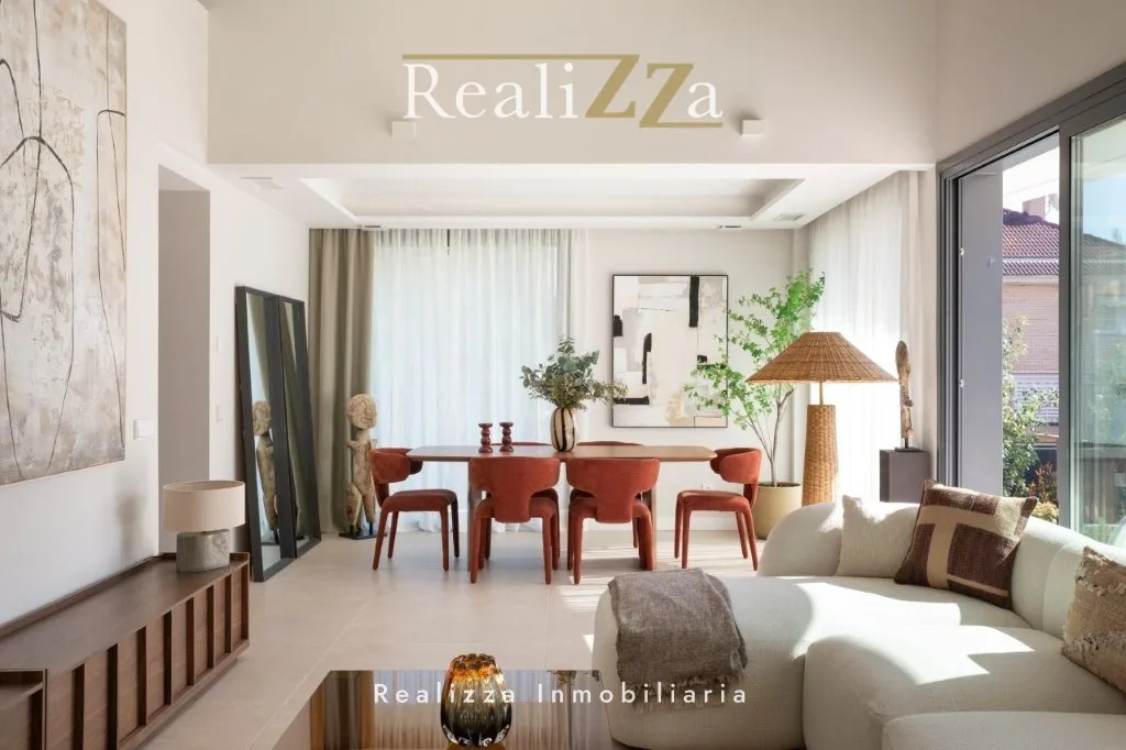 Chalet pareado de obra nueva en Diplomáticos 6