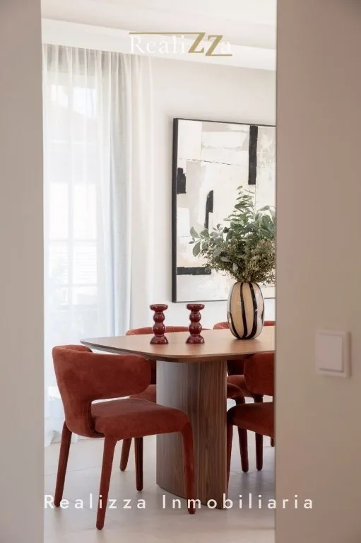 Chalet pareado de obra nueva en Diplomáticos 9