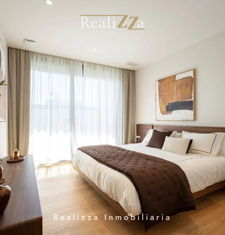 Chalet pareado de obra nueva en Diplomáticos 19