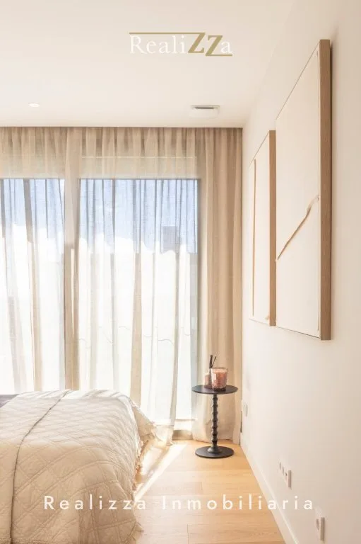 Chalet pareado de obra nueva en Diplomáticos 23