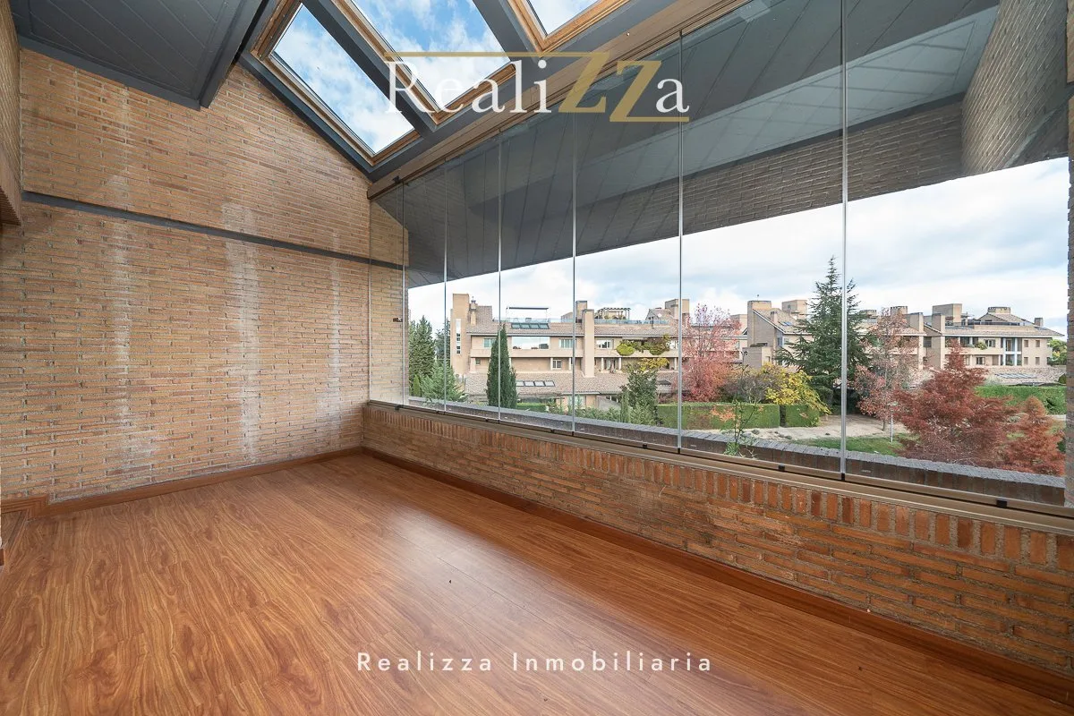 Atico con piscina 24