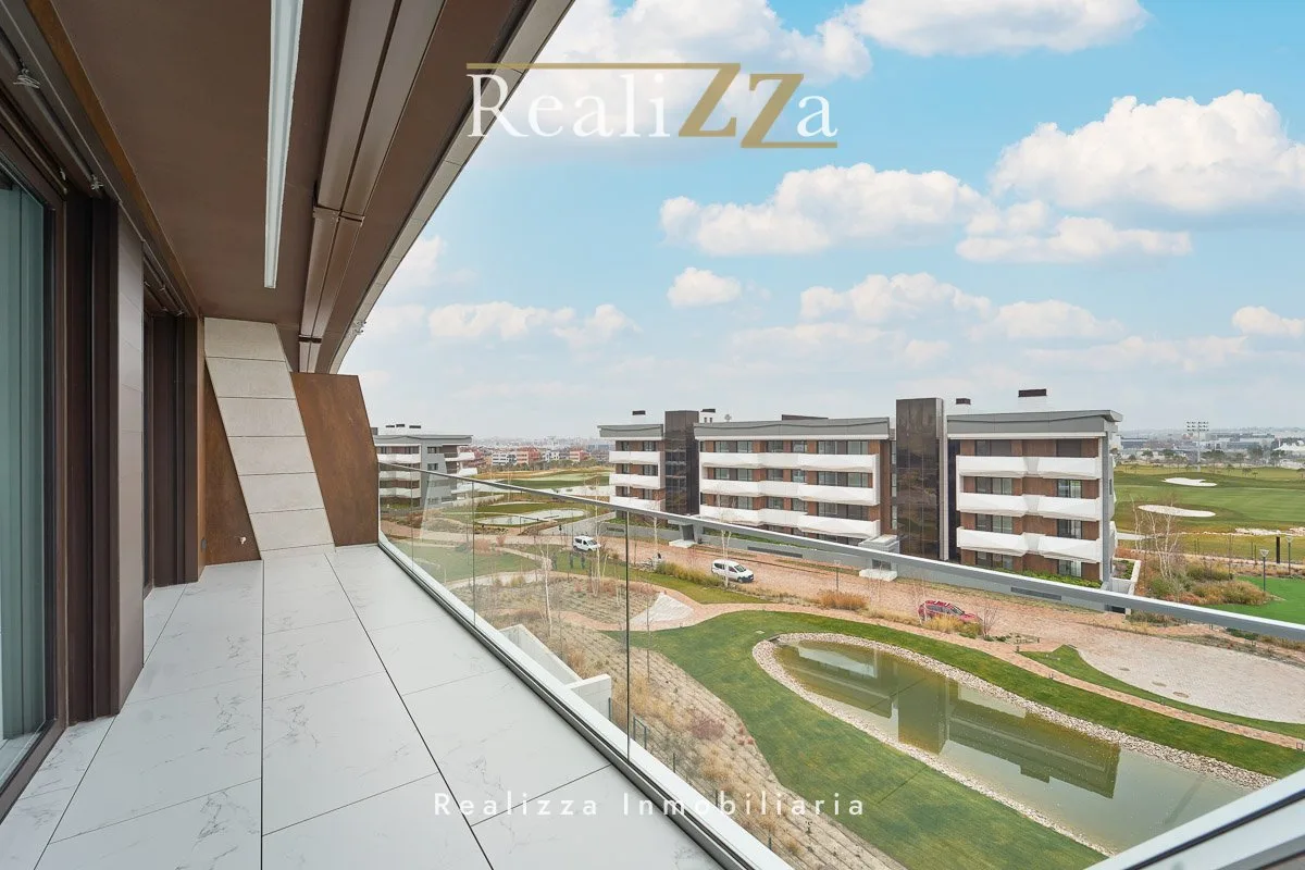 Atico con piscina en LGC3 22