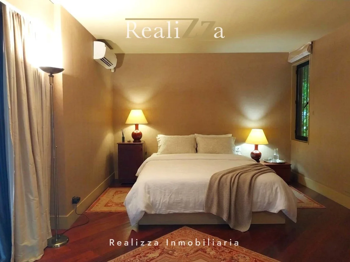 Chalet en Somosaguas 32