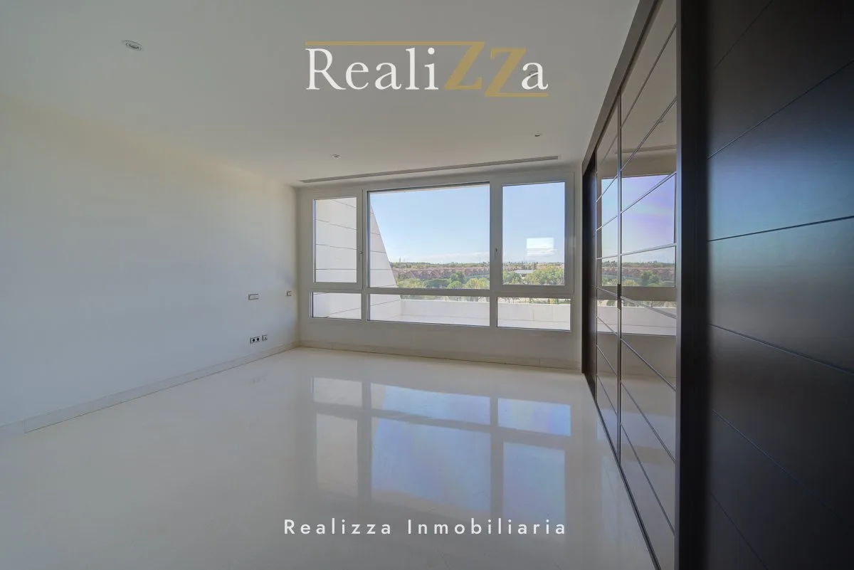 Adosado de primera linea 29