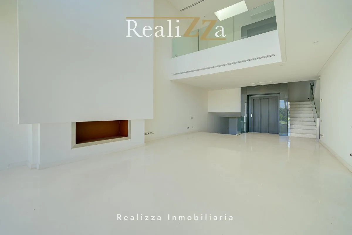 Adosado de primera linea 37