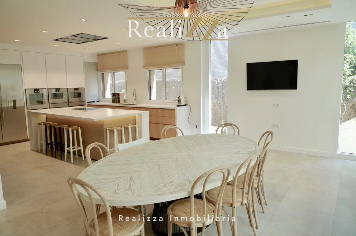 Chalet independiente reformado en Blanca Paloma 7