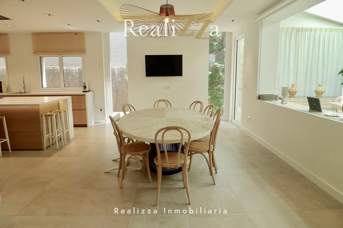 Chalet independiente reformado en Blanca Paloma 8