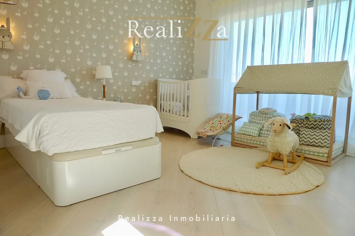 Chalet independiente reformado en Blanca Paloma 18