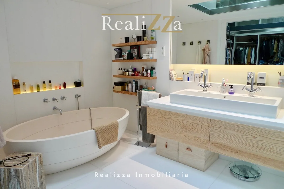 Chalet independiente reformado en Blanca Paloma 19