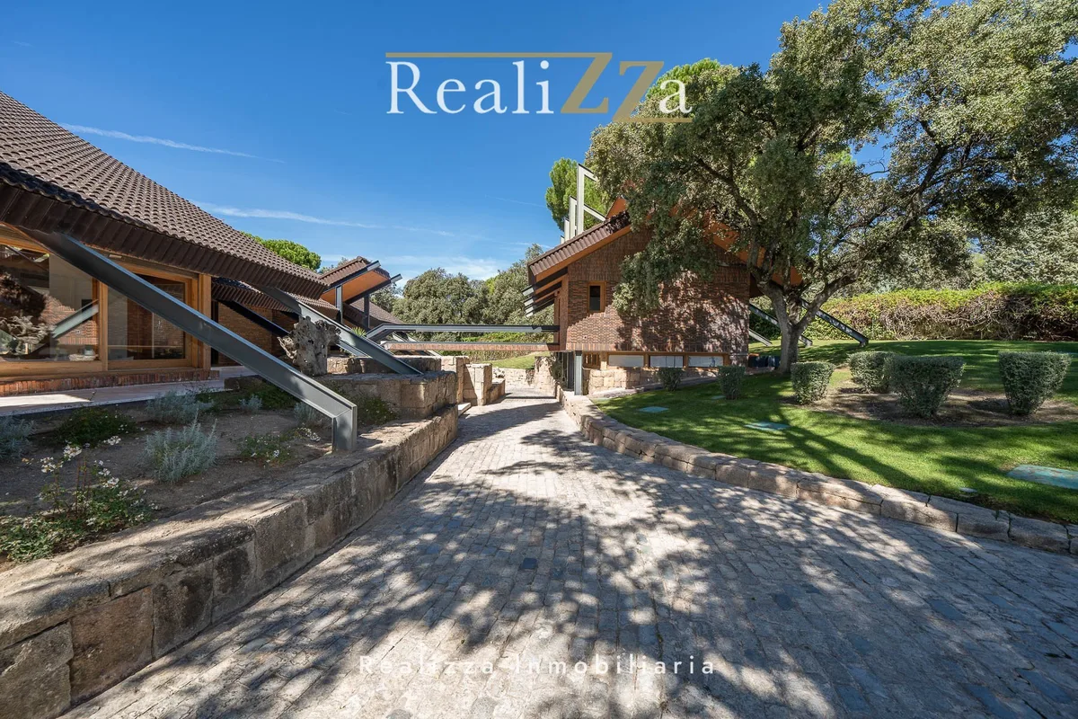 Chalet de diseño en Prado Largo 3