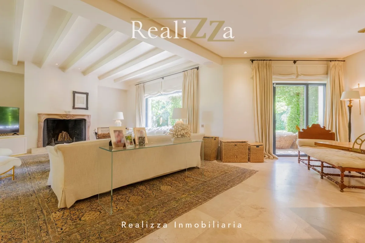 Chalet independiente en Somosaguas 35