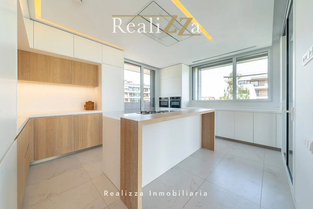 Piso de 1ª planta en con vistas a La Finca Golf 21