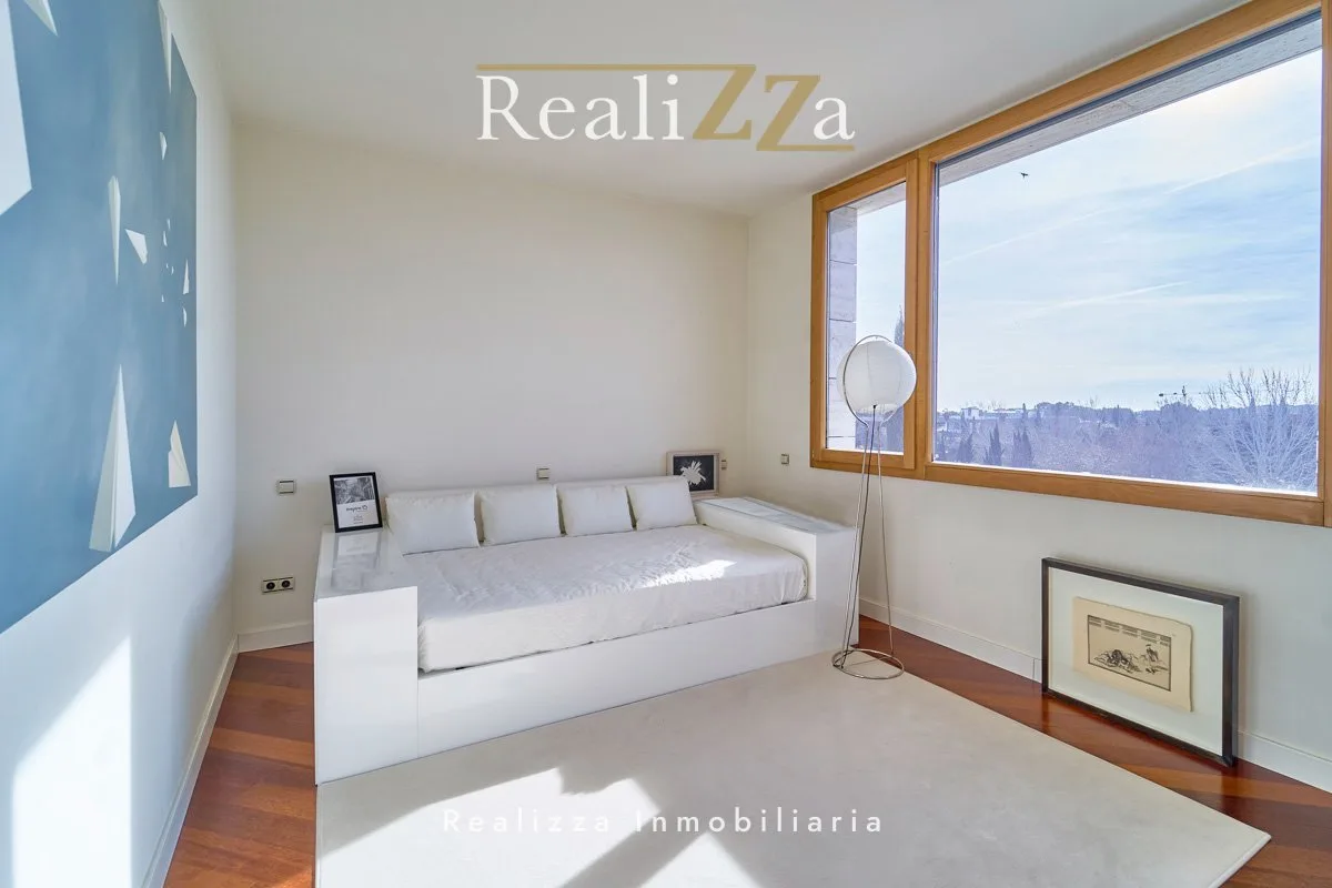 Chalet totalmente amueblado y con piscina interior 29