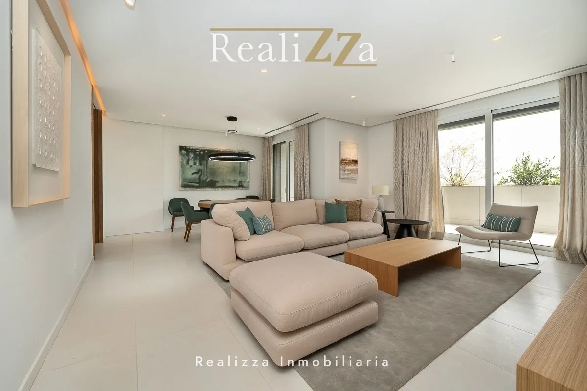 Atico triplex amueblado con piscina 3