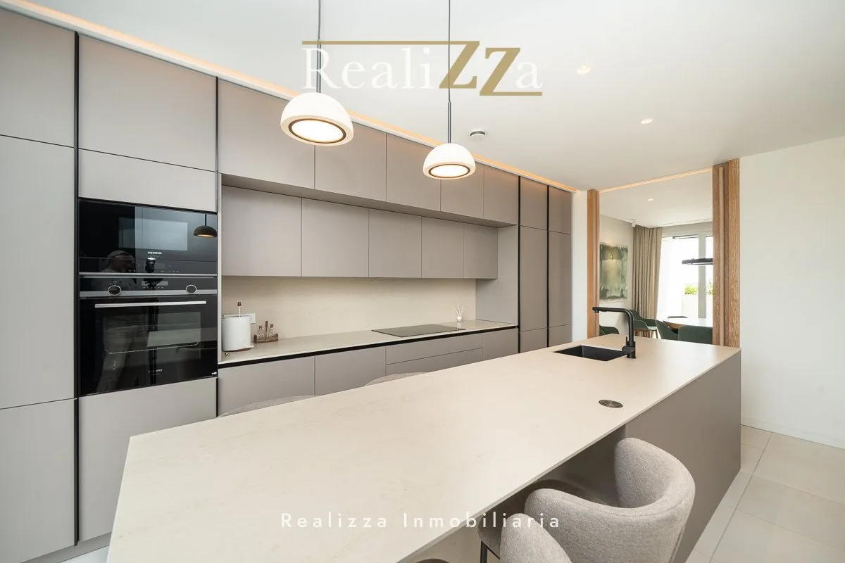 Atico triplex amueblado con piscina 13