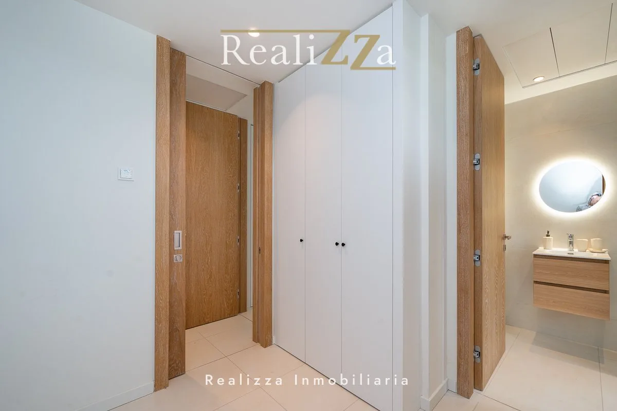 Atico triplex amueblado con piscina 17
