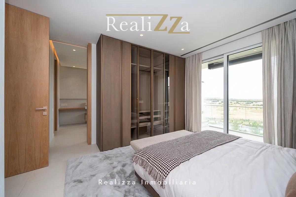 Atico triplex amueblado con piscina 27