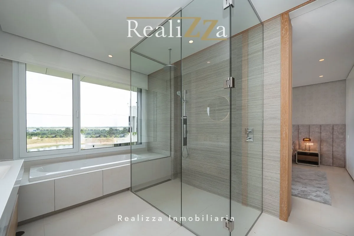 Atico triplex amueblado con piscina 29