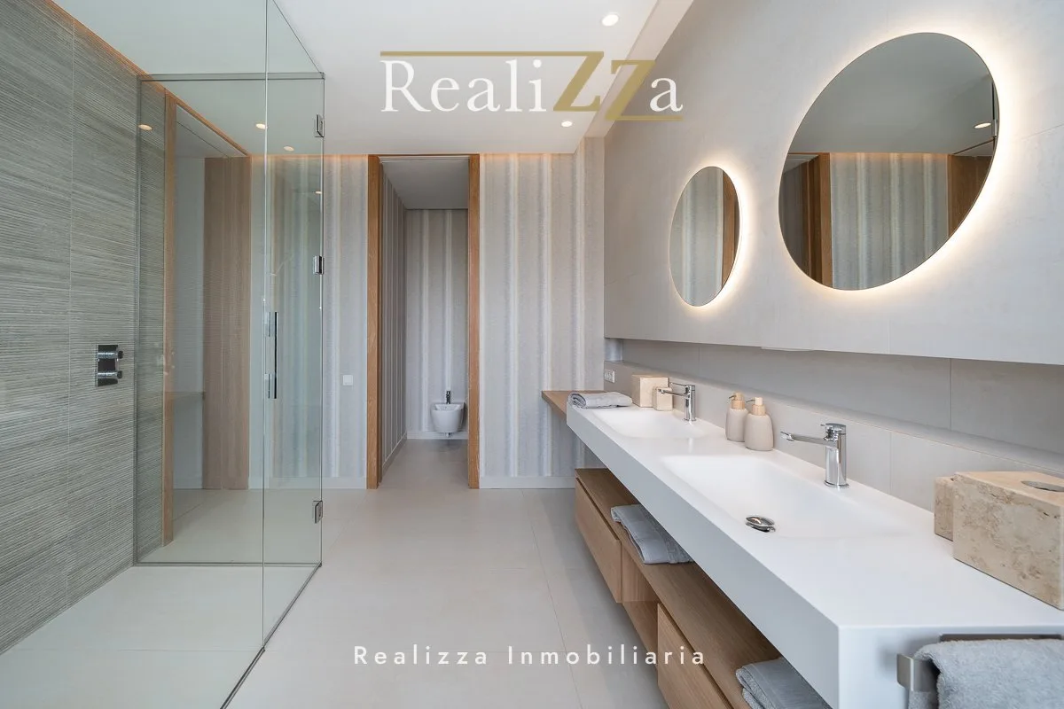 Atico triplex amueblado con piscina 30