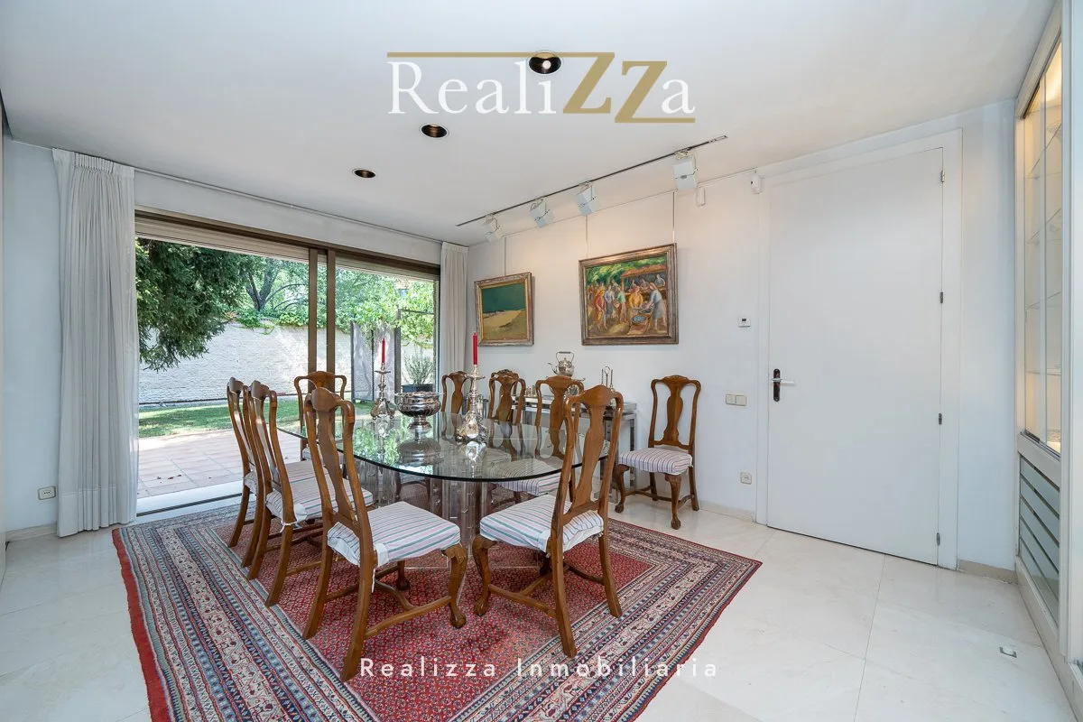 Chalet adosado en colonia Diplomáticos 9