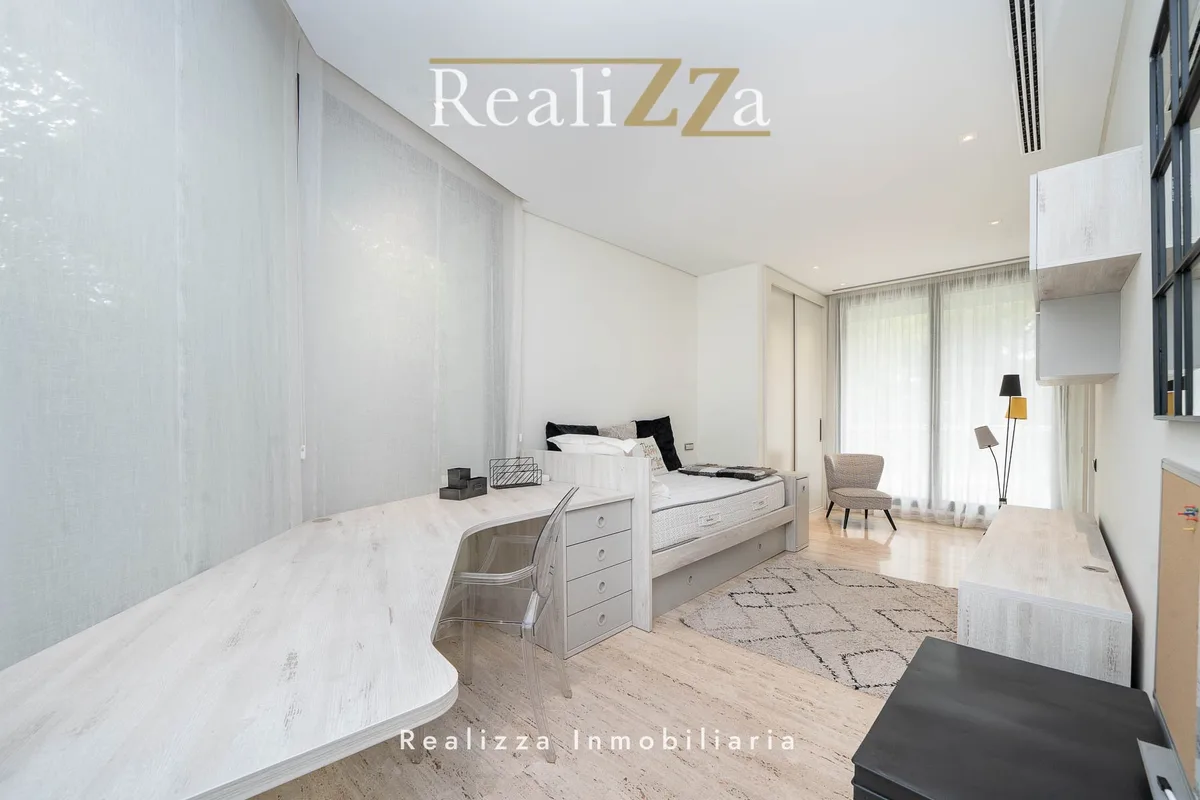 Independiente con Pista de Paddel 28