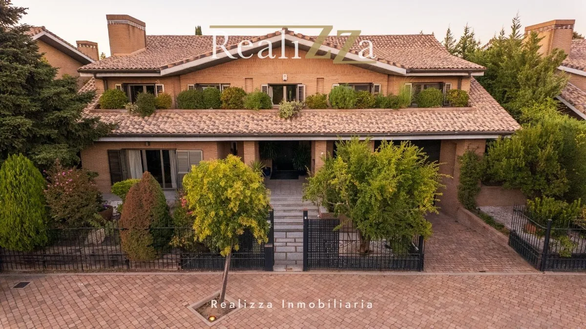Chalet independiente en Paseo del Rio 4