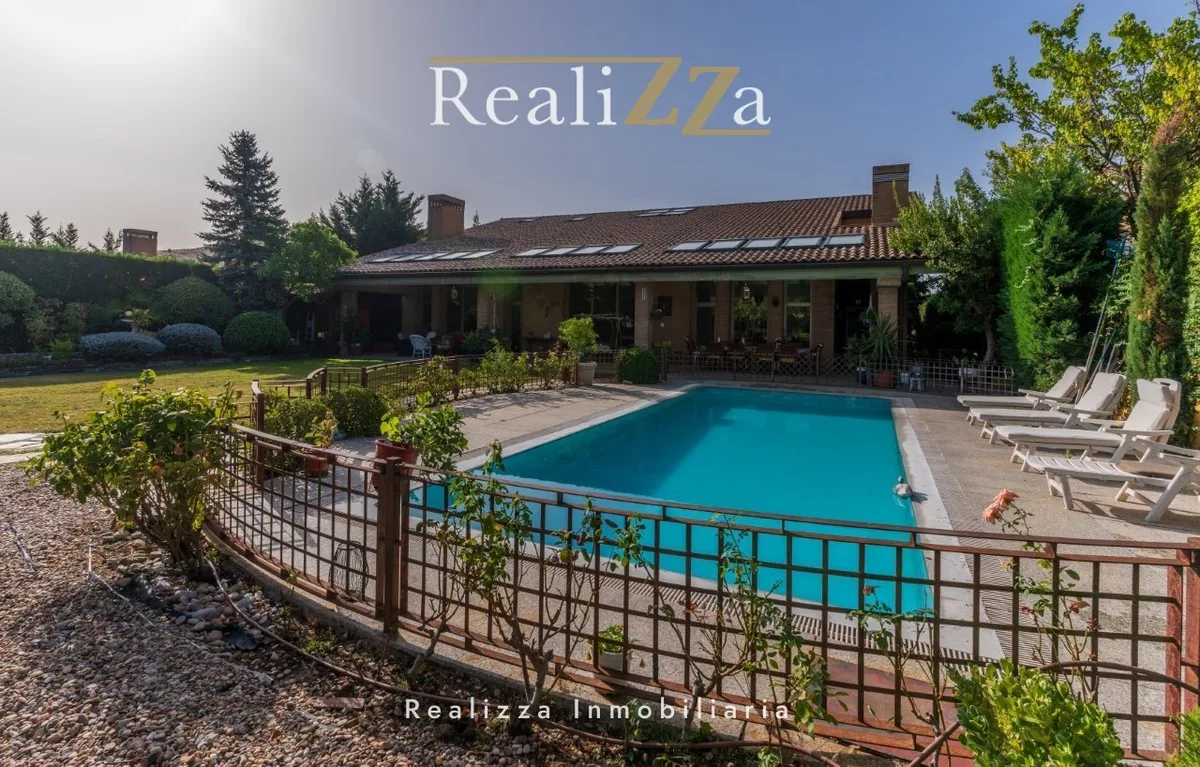 Chalet independiente en Paseo del Rio 6