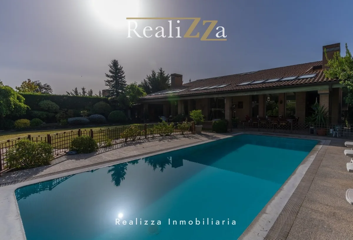 Chalet independiente en Paseo del Rio 14