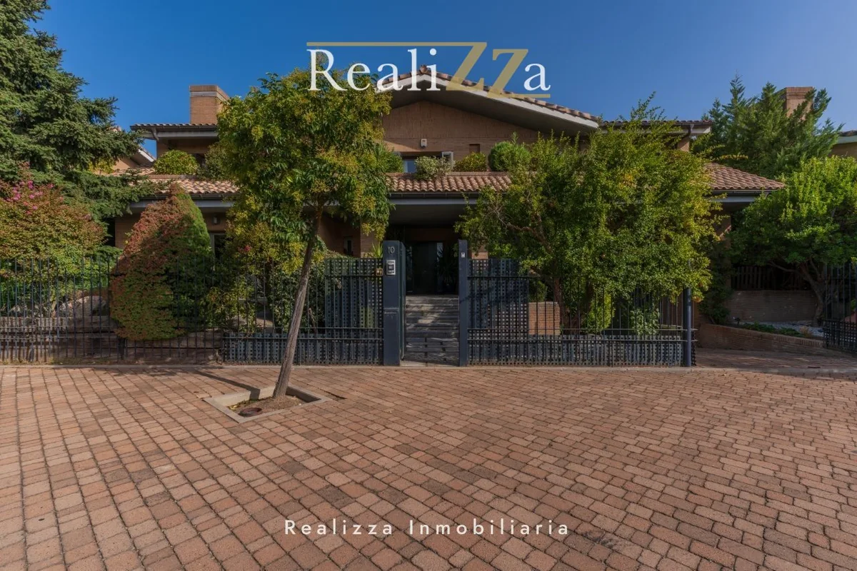 Chalet independiente en Paseo del Rio 17