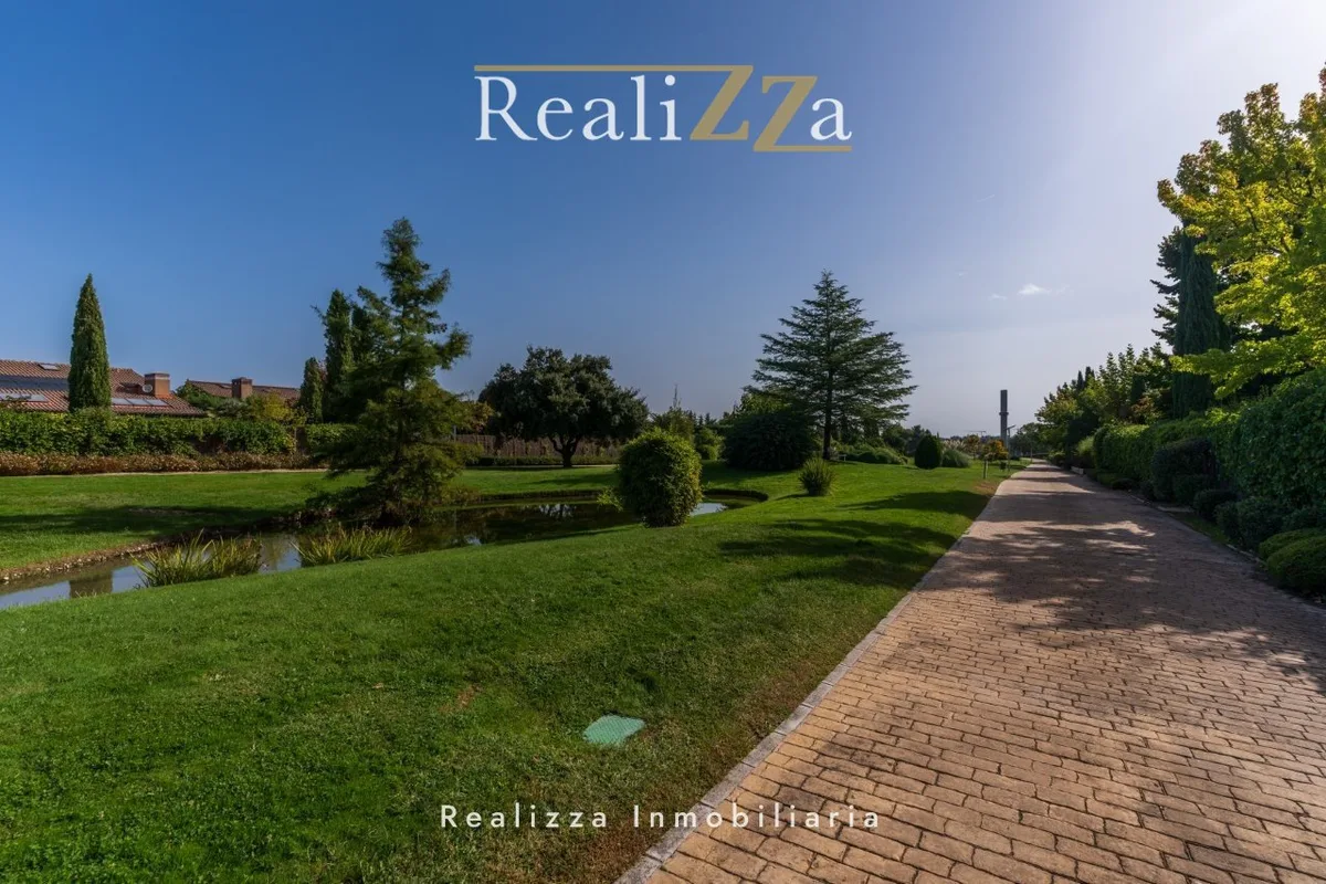 Chalet independiente en Paseo del Rio 20