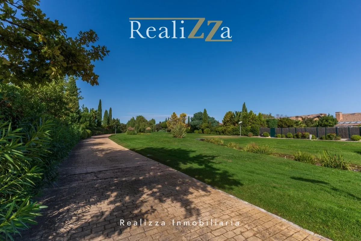 Chalet independiente en Paseo del Rio 21