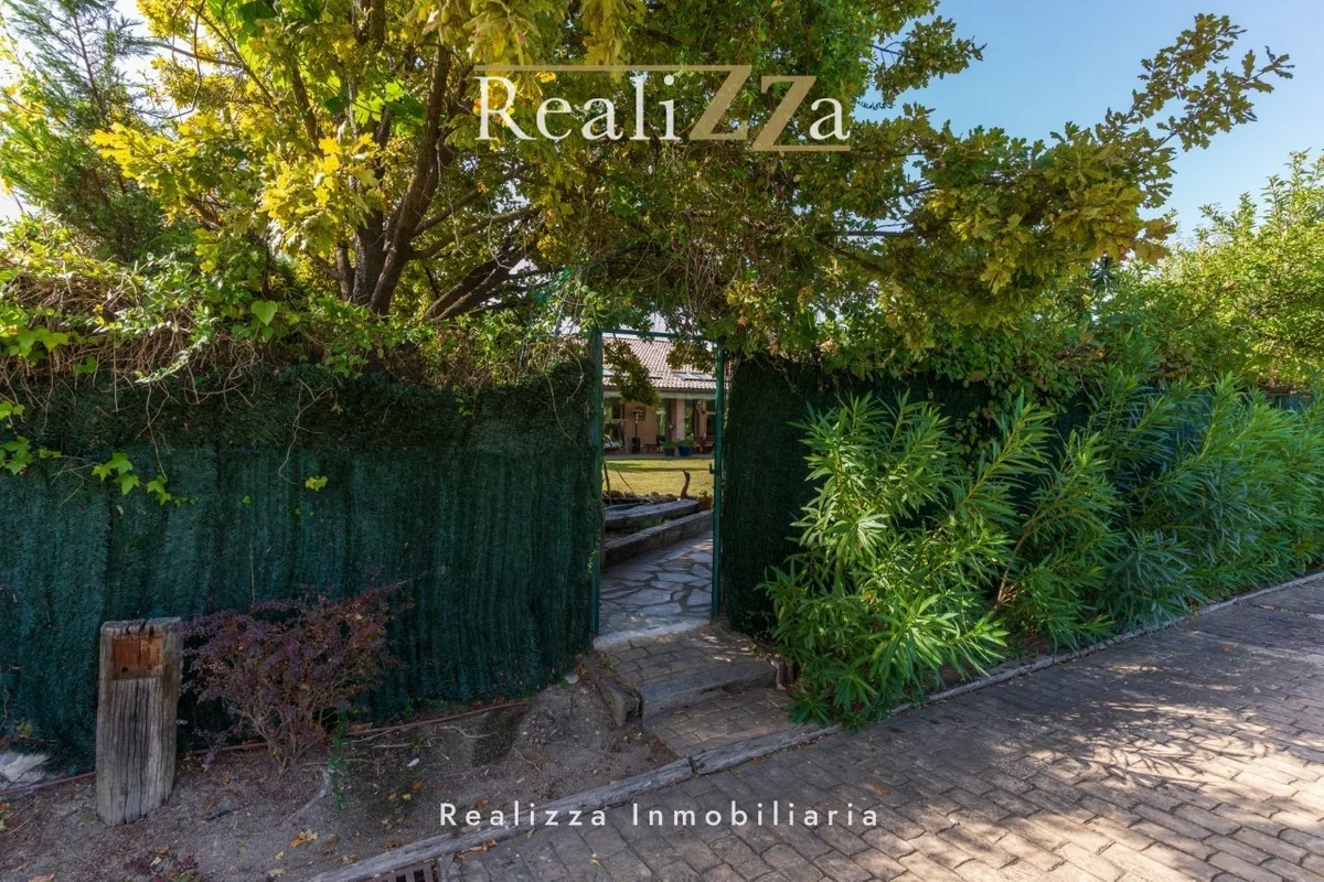 Chalet independiente en Paseo del Rio 22