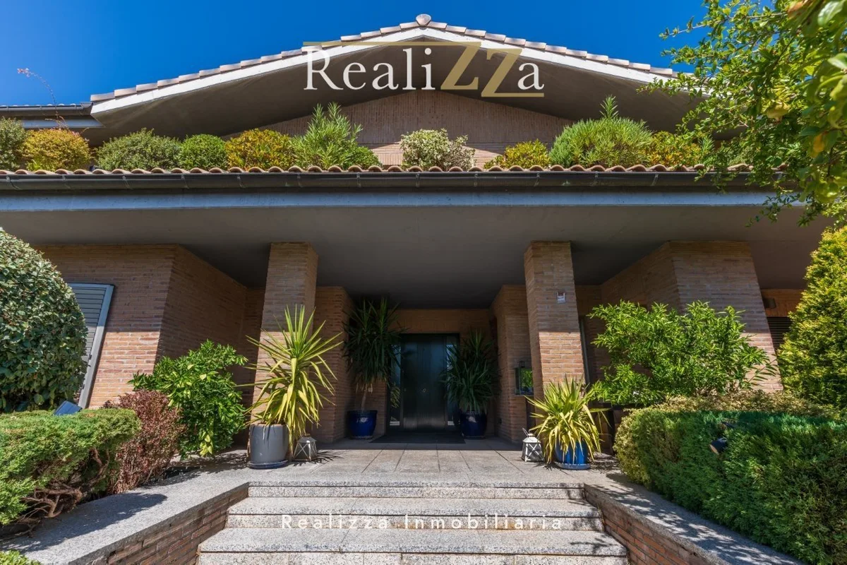 Chalet independiente en Paseo del Rio 30
