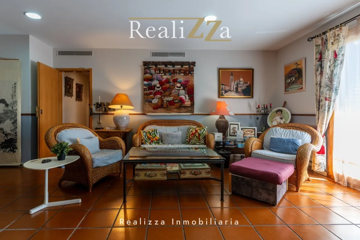 Chalet independiente en Paseo del Rio 45
