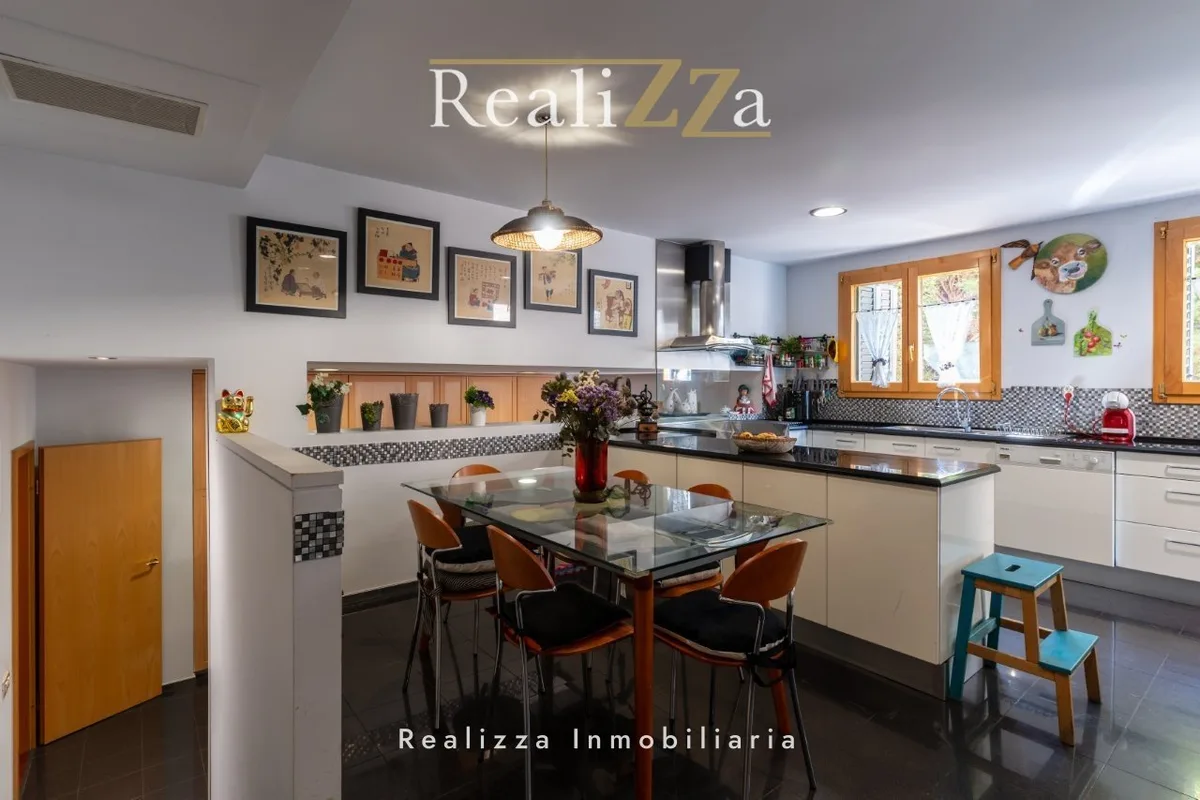 Chalet independiente en Paseo del Rio 55