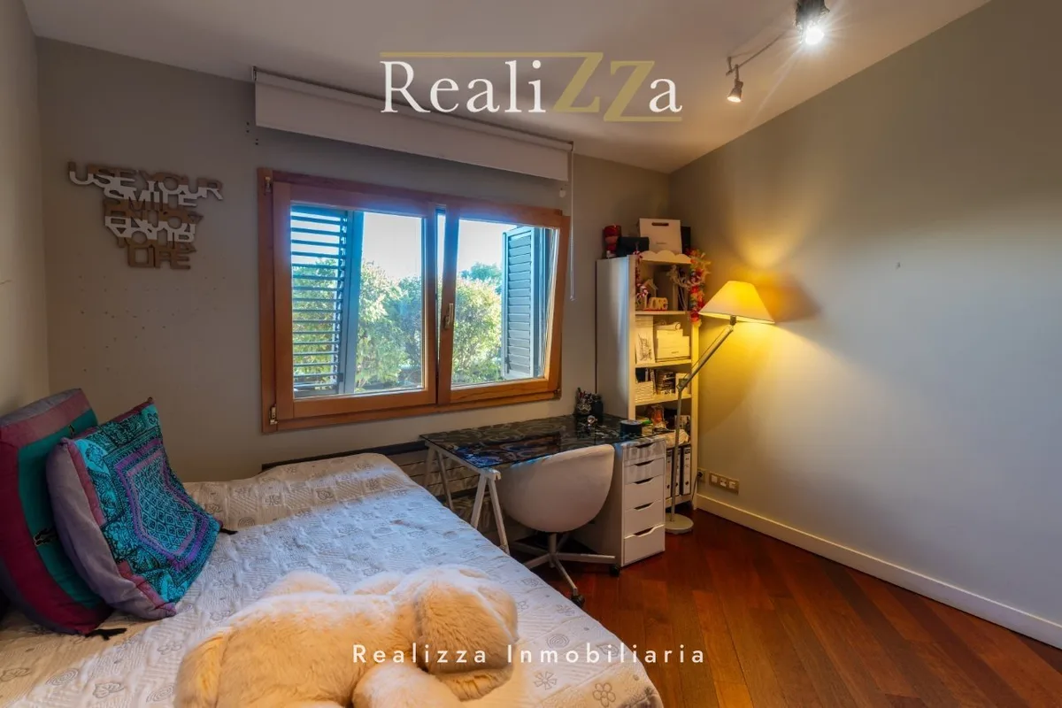 Chalet independiente en Paseo del Rio 83