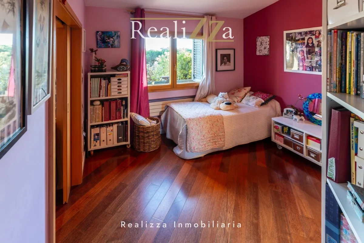 Chalet independiente en Paseo del Rio 86
