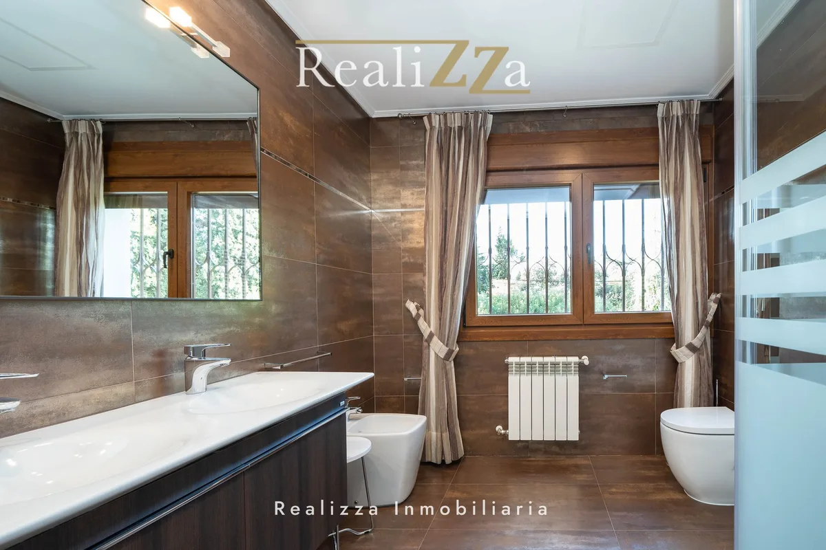 Chalet independiente en la Florida en venta o alquiler 27