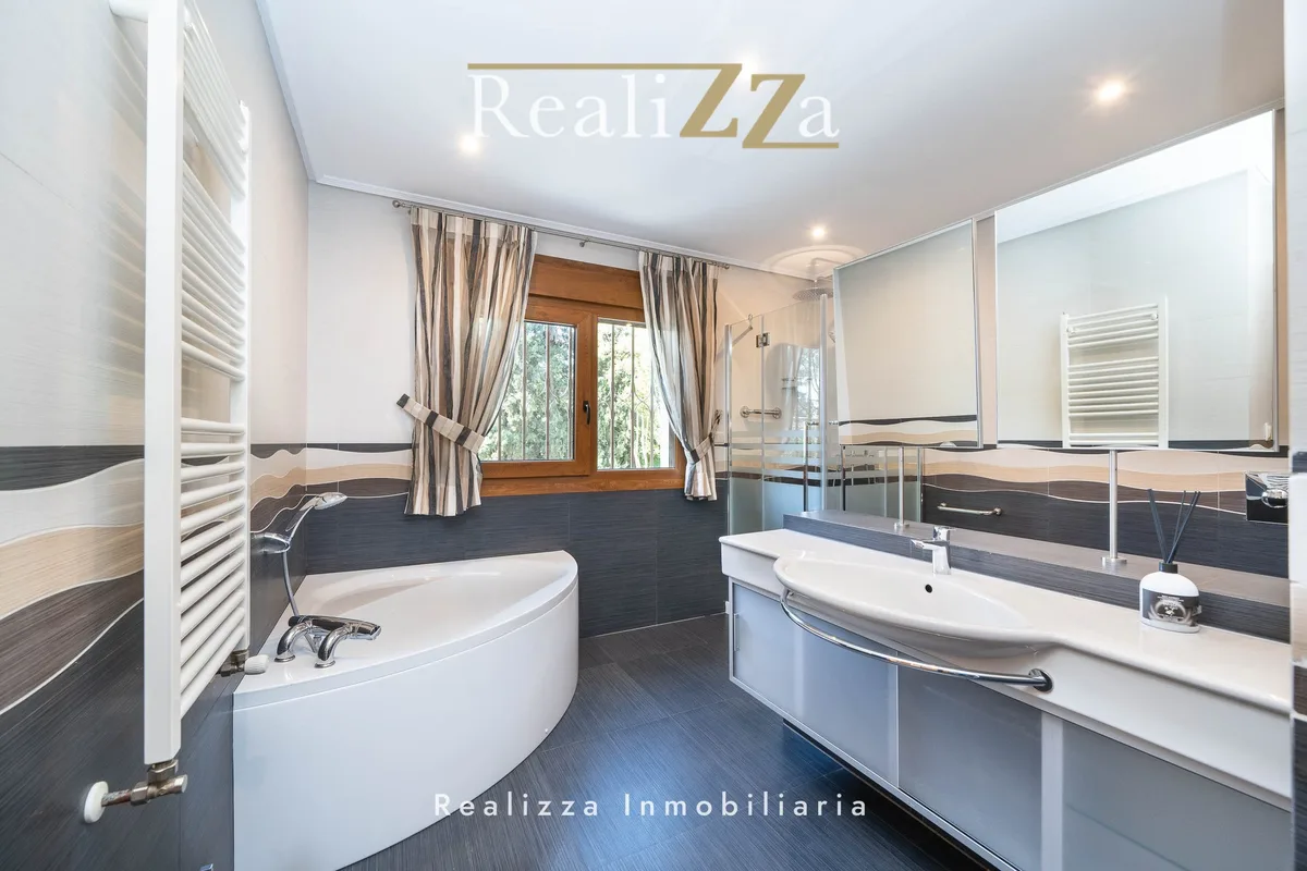 Chalet independiente en la Florida en venta o alquiler 30